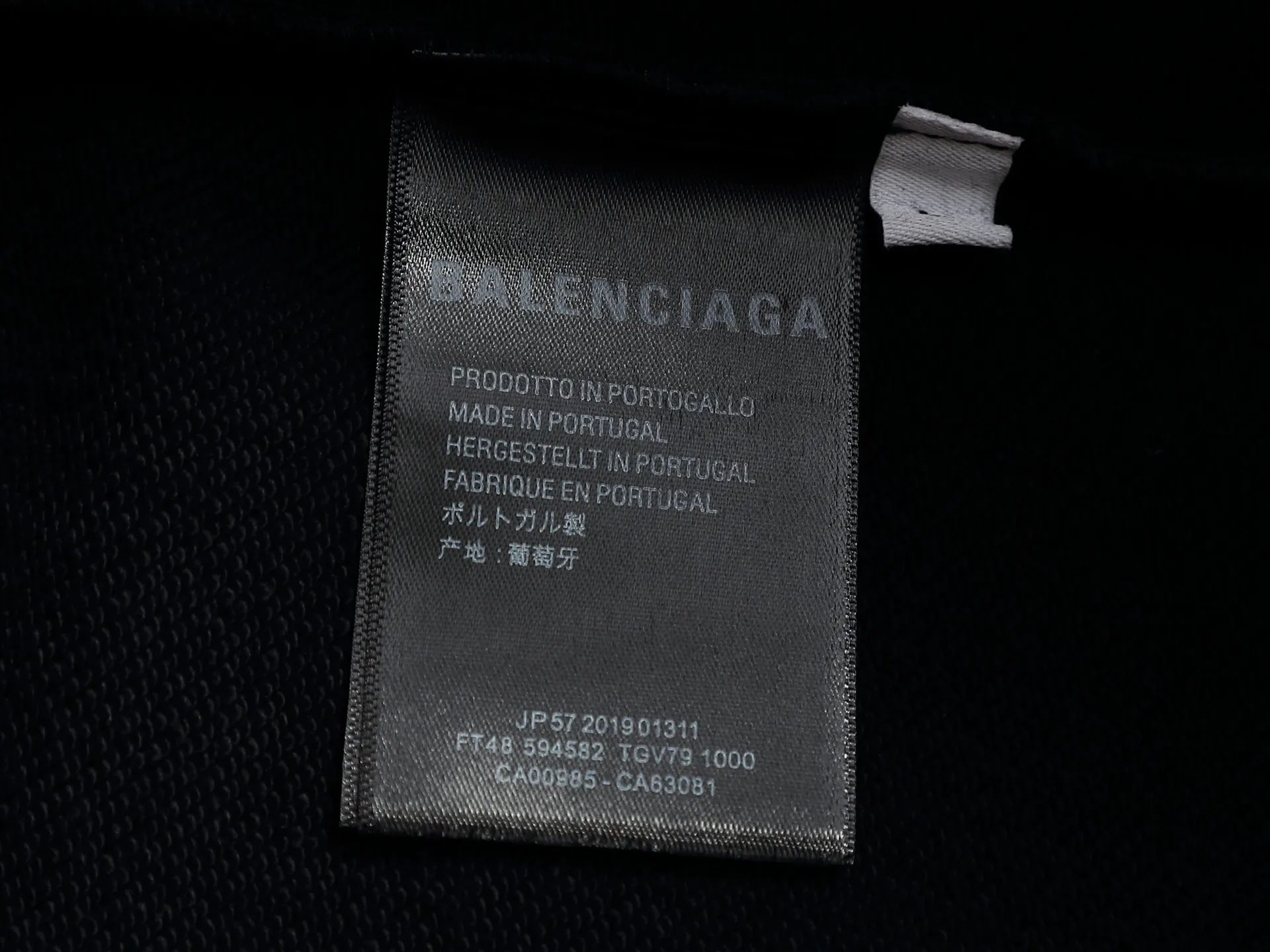 zp ［ ］ balenclaga 2026ss New Arrival MONOGRAM ， 。 ，gy Monogram ， ， 。Der 。 ， 。 ：Black Size：S M L XL